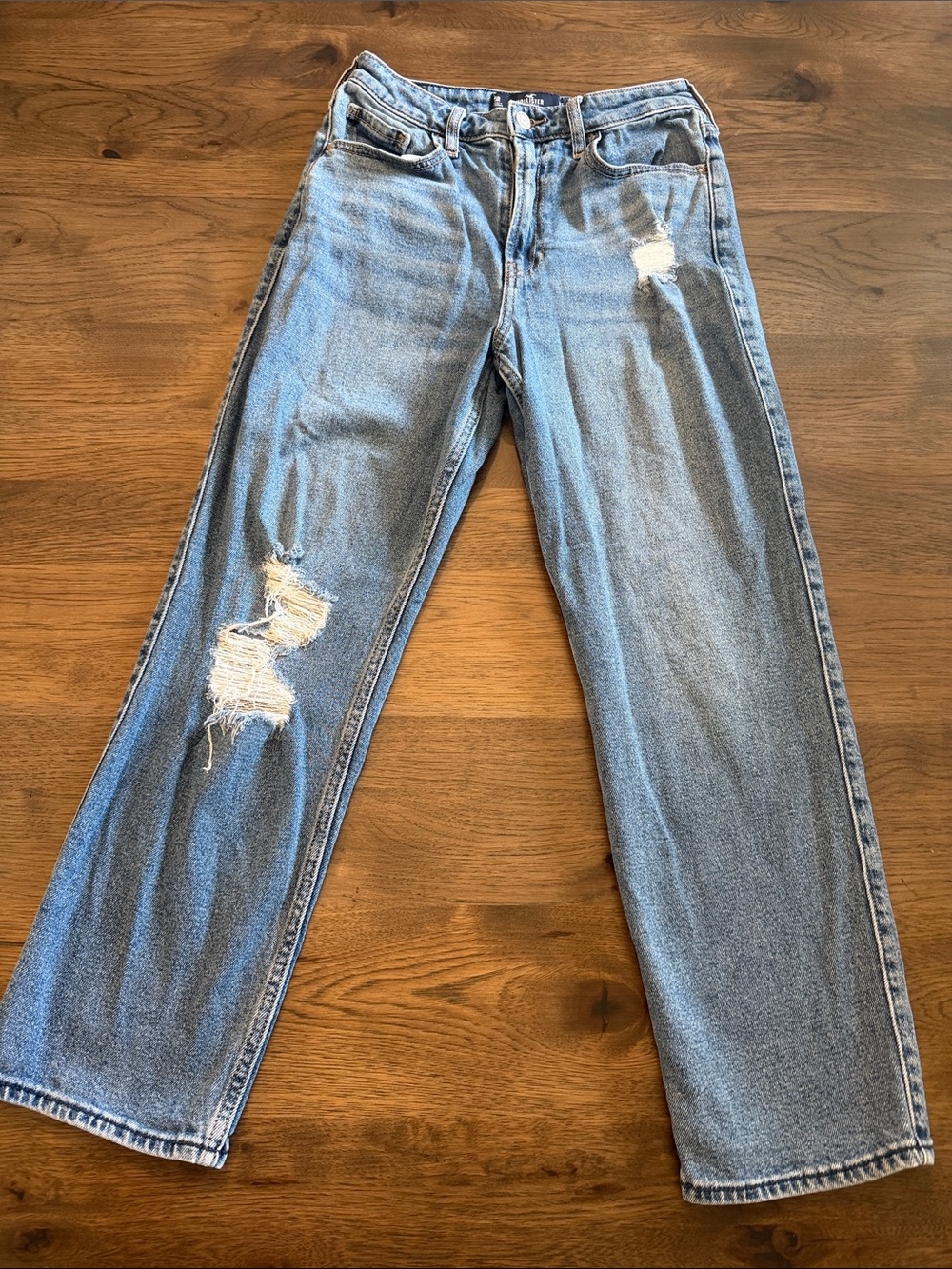 Hollister Women's 5R Ultra High Rise Vintage Straight Distressed Blue Jeans